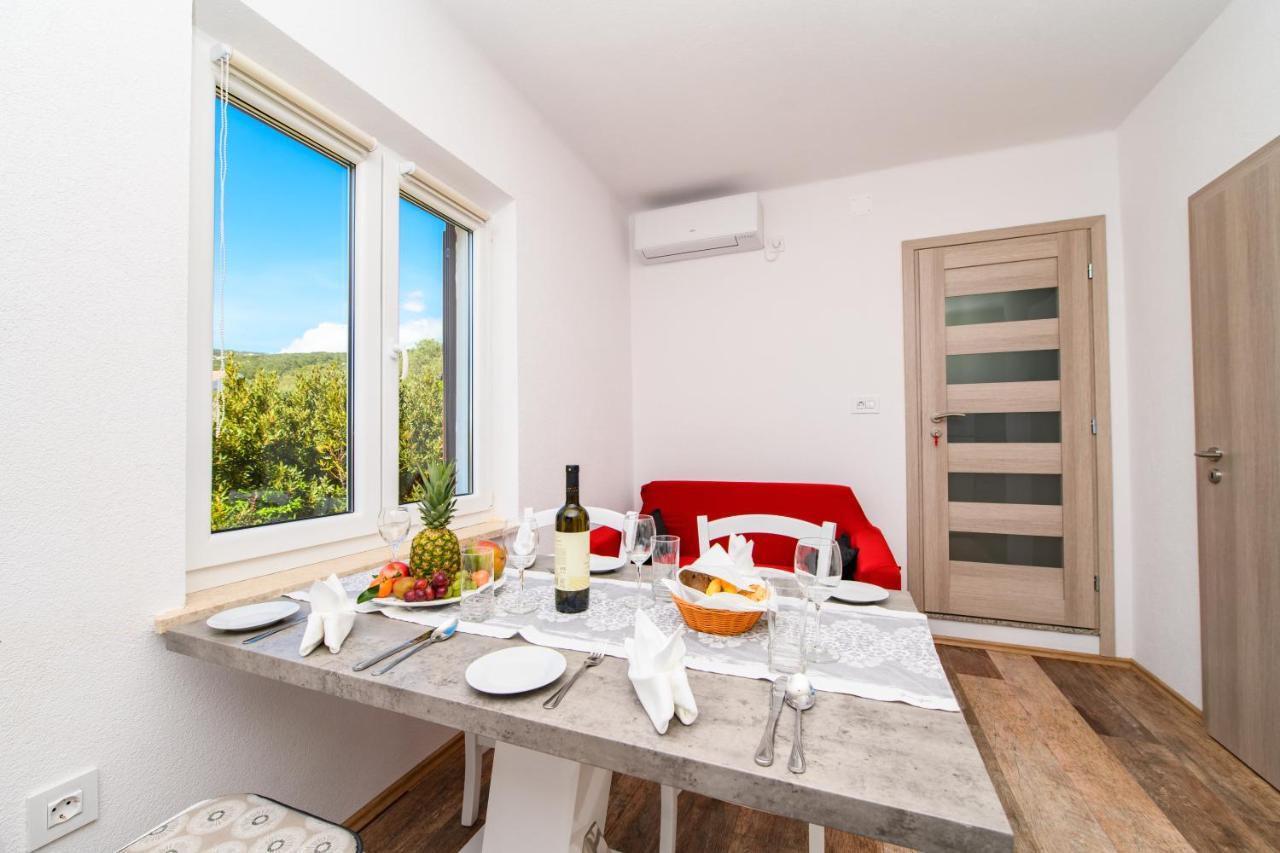 Apartman Paradiso Martinscica  Exterior photo